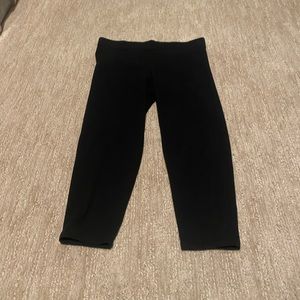 PINK capri leggings, size medium